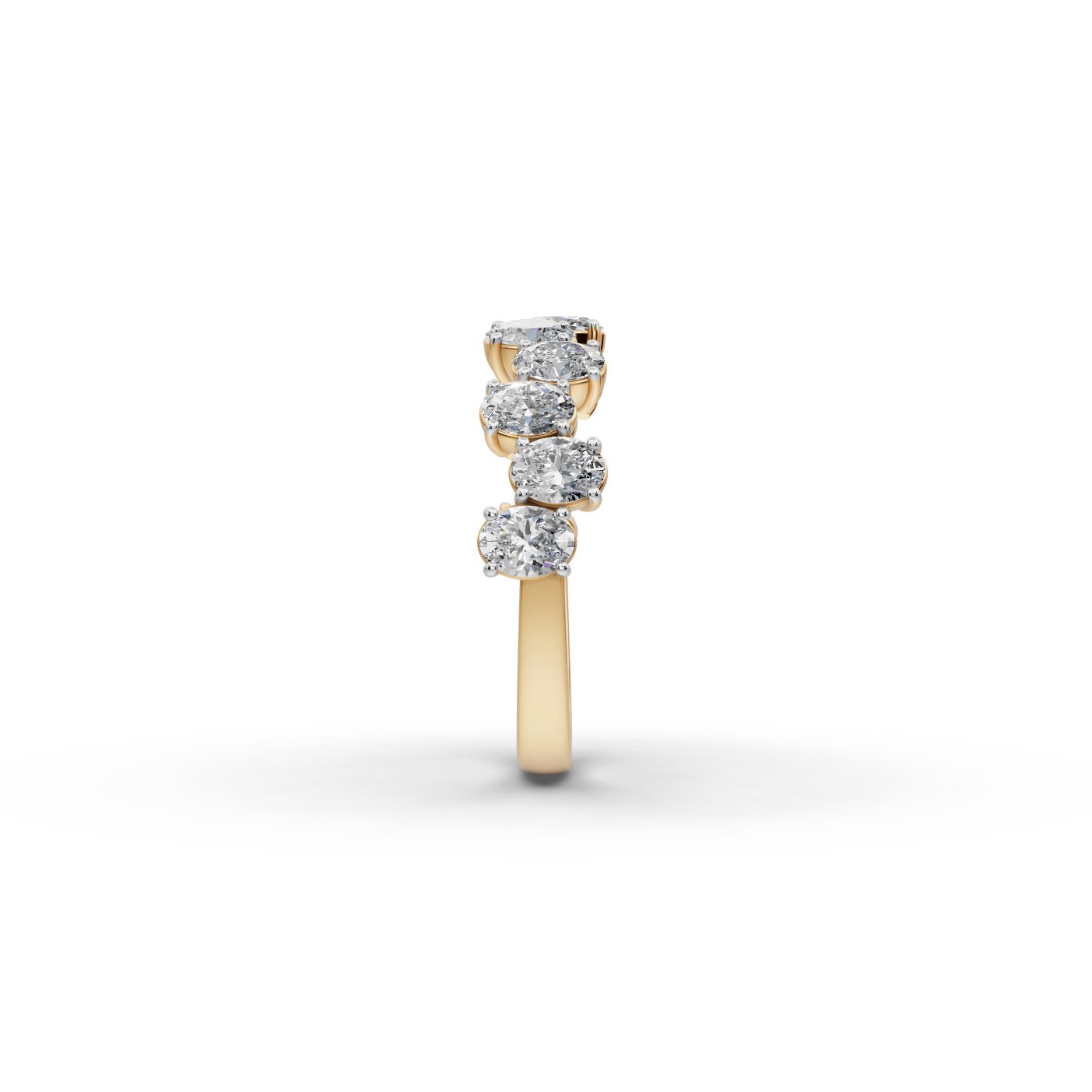 Iconic Bloom Oval Lab-Grown Diamond Bands Ring in yellow gold