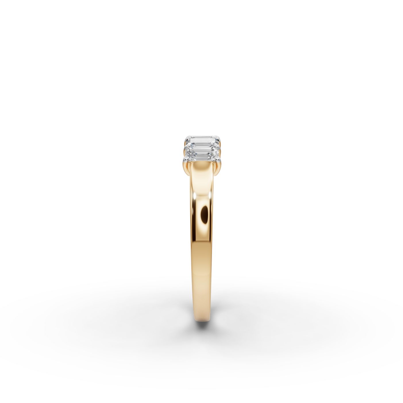 Classic Trail Emerald Lab-Grown Diamond Five Stone Ring in yellow gold